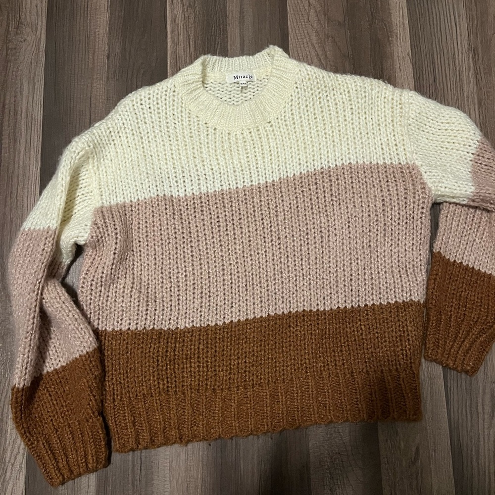 Miracle crop sweater